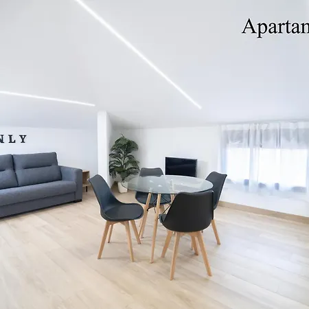 公寓 Apartamentos La Parrilla *