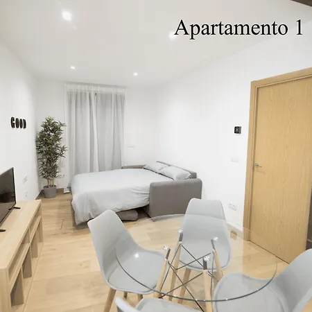 Apartamentos La Parrilla 公寓